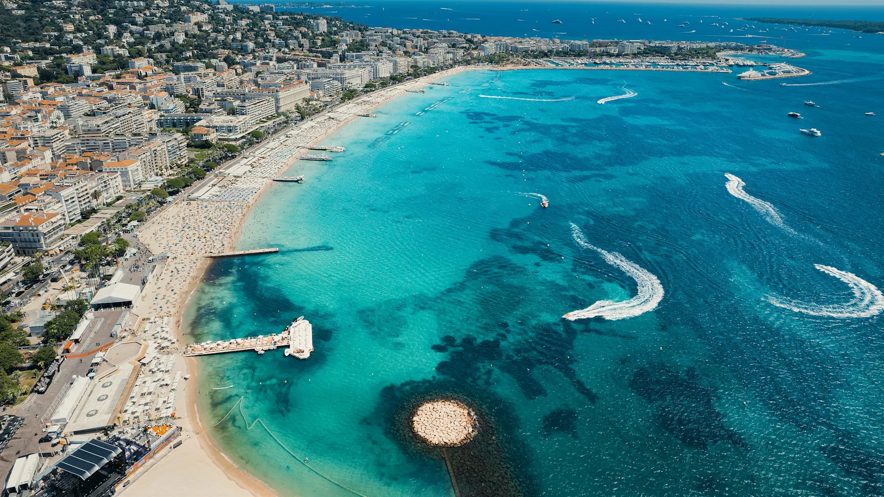 French Riviera beaches near Cannes